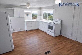 155 W State St in Lehi, UT - Building Photo - Building Photo