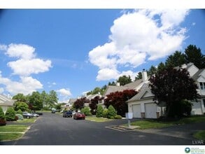 163 Lindfield Cir in Macungie, PA - Building Photo - Building Photo