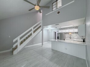 934 S Lipona Rd in Tallahassee, FL - Building Photo - Building Photo