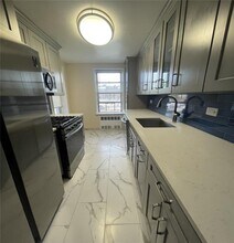 759 E 10th St in Brooklyn, NY - Building Photo - Building Photo