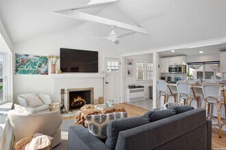 66 Library Ave in Westhampton Beach, NY - Building Photo - Building Photo