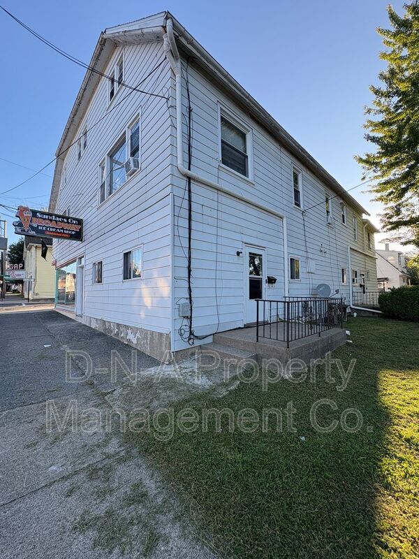 103-105 S Broadway