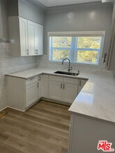 2830 W 3rd St in Los Angeles, CA - Building Photo - Building Photo