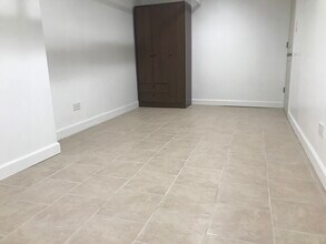 6644 N Campbell Ave, Unit 1 in Chicago, IL - Building Photo - Building Photo