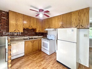 1409 Laurette Dr in Colorado Springs, CO - Building Photo - Building Photo