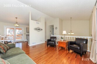 3688 Falcon Way in Eagan, MN - Building Photo - Building Photo