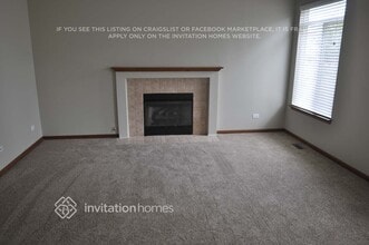16464 Coventry Ln in Crest Hill, IL - Building Photo - Building Photo