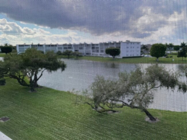 property at 3025 Hythe B