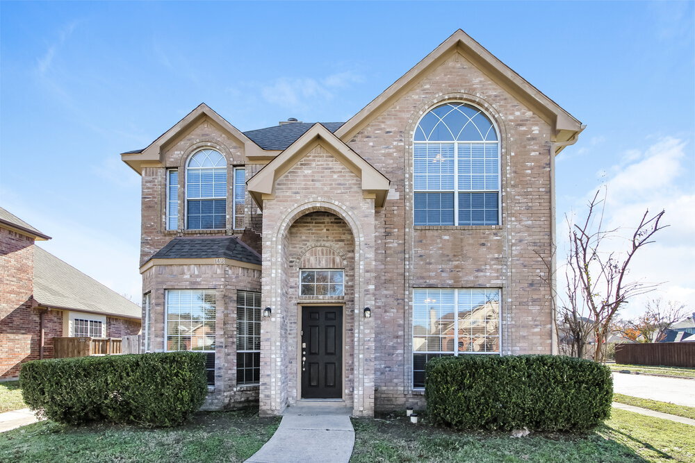 1418 Post Oak Dr in Rowlett, TX - Building Photo