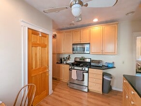 292 Boston, Unit 1 in Medford, MA - Building Photo - Building Photo