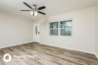 1171 Lakeview Dr in Clermont, FL - Building Photo - Building Photo