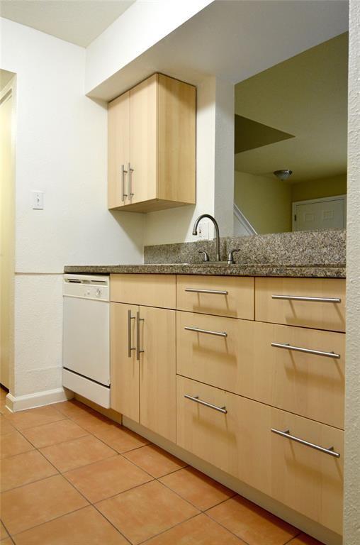 12603 Ashford Meadow Dr-Unit -B in Houston, TX - Building Photo - Building Photo