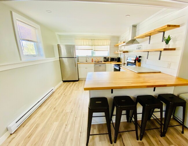 74 Plane View Rd, Unit Maple Place
