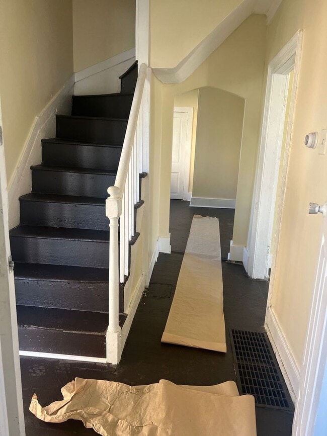 263 Elmwood Ave in Newark, OH - Foto de edificio - Building Photo