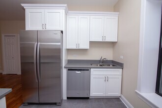 4001 W Armitage Ave in Chicago, IL - Building Photo - Building Photo