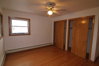 3555 N Neva Ave in Chicago, IL - Building Photo - Building Photo