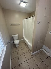 2345 Airport Hwy in Toledo, OH - Building Photo - Building Photo