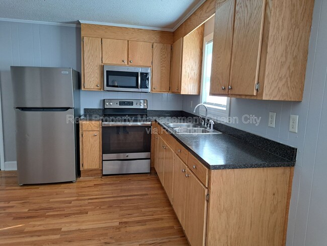 112 Miller St in Gastonia, NC - Building Photo - Building Photo