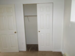 42 Avon Pl, Unit 2 in Staten Island, NY - Building Photo - Building Photo