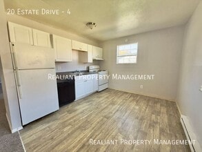 20 Estate Dr in Amelia, OH - Building Photo - Building Photo