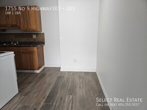 1755 No 9 Highway303 in Agassiz, BC - Building Photo - Building Photo