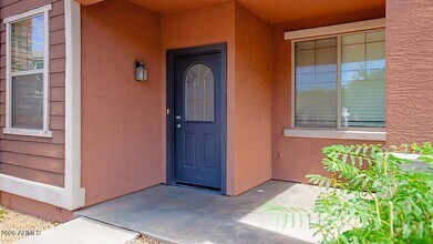 4356 E Sack Dr in Phoenix, AZ - Building Photo - Building Photo