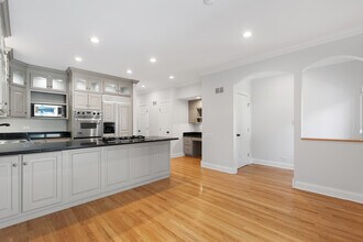 2725 N Magnolia Ave in Chicago, IL - Building Photo - Building Photo