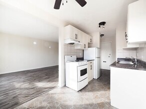 Marguerite Manor in Edmonton, AB - Building Photo - Building Photo