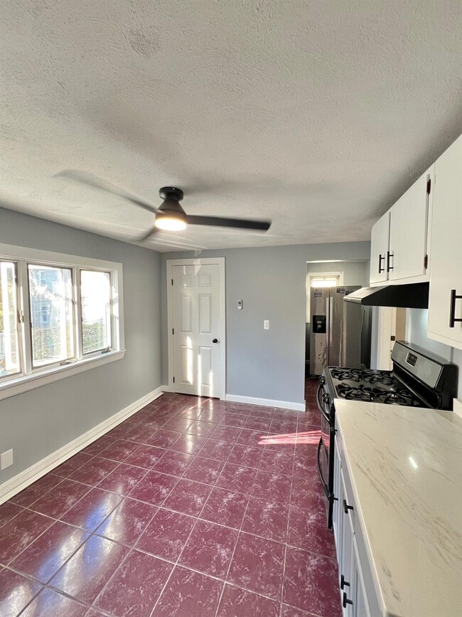 141 Albion St, Unit 2, Unit 2