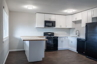 French Quarter Apartments in Alvin, TX - Foto de edificio - Interior Photo
