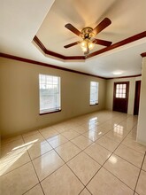 2704 San Agustin Ave in Laredo, TX - Building Photo - Building Photo