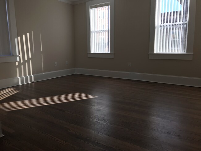 15 Short St, Unit 3