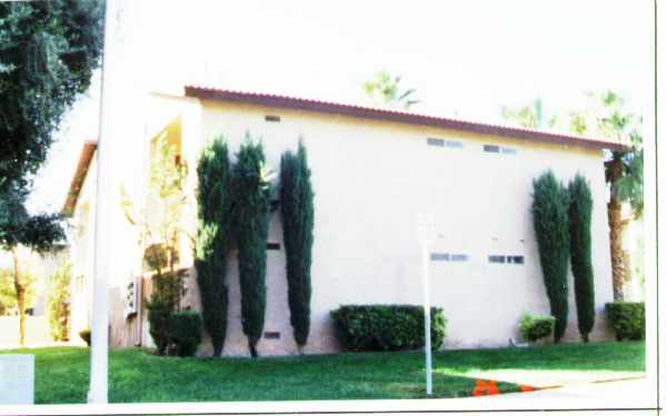 4717 Elk Springs Ave in Las Vegas, NV - Building Photo - Building Photo