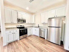 327 E Nelson St in Denison, TX - Building Photo - Building Photo