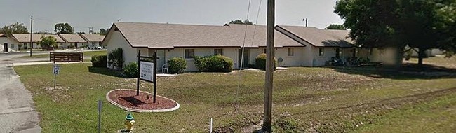 Villa Palms in Sebring, FL - Building Photo - Building Photo