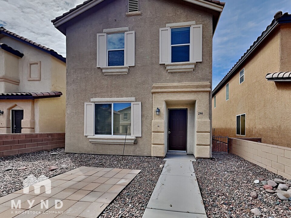 244 Wilted Jasmine Ct in Las Vegas, NV - Building Photo