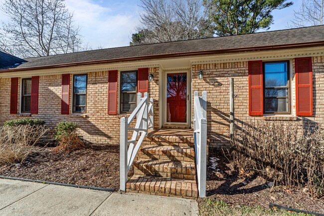 620 Caleb Dr in Chesapeake, VA - Building Photo - Building Photo