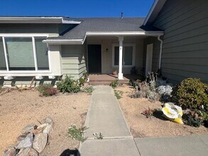 246 Luiseno Ave in Oceanside, CA - Building Photo - Building Photo