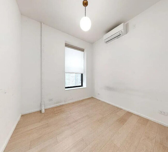 476 Central Prk W, Unit 1C in New York, NY - Foto de edificio - Building Photo