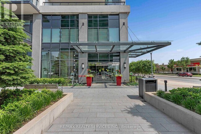 3975-3975 Grand Park Dr in Mississauga, ON - Building Photo - Building Photo