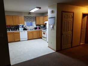 2323 Ponderosa Ct in Fort Collins, CO - Foto de edificio - Building Photo