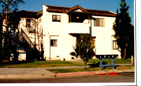 3419 Gregory Ave in Fullerton, CA - Building Photo - Building Photo