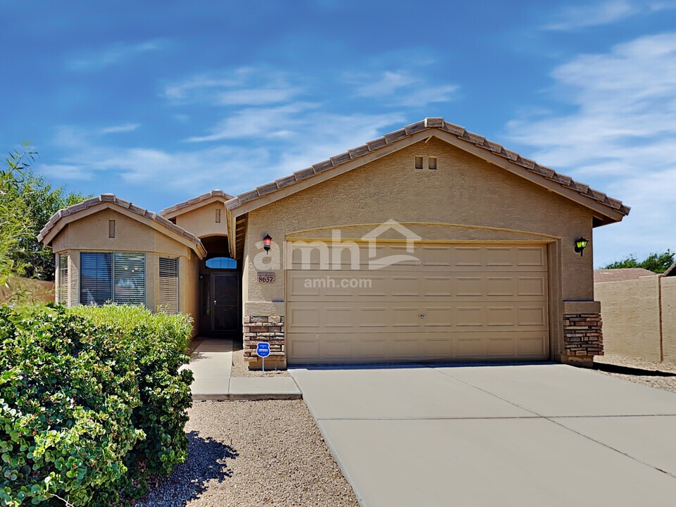 8657 E Portobello Ave in Mesa, AZ - Building Photo