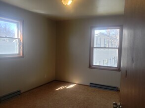 514 Appleton St, Unit 514D Appleton st. in Plymouth, WI - Building Photo - Building Photo