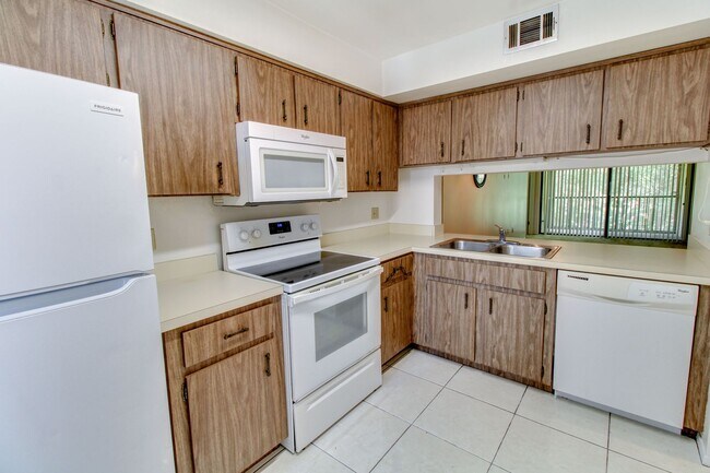 3293 Westridge Blvd in Orlando, FL - Building Photo - Building Photo