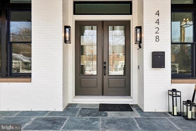 4428 Albemarle St NW in Washington, DC - Building Photo - Building Photo