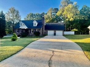 109 Fairfax Dr in Salisbury, NC - Building Photo - Building Photo
