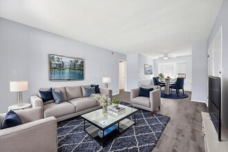 2013-2015 S Corning St in Los Angeles, CA - Building Photo - Building Photo