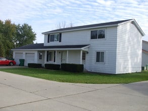 4345 W Water St in Port Huron, MI - Foto de edificio - Building Photo