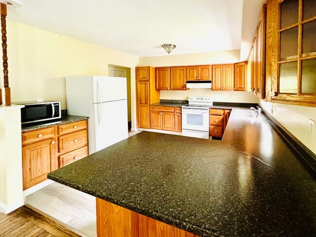 58 East Terrace in South Burlington, VT - Building Photo - Building Photo